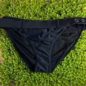 🔥 2/$20 Black Belted Bikini Bottoms | Size 12